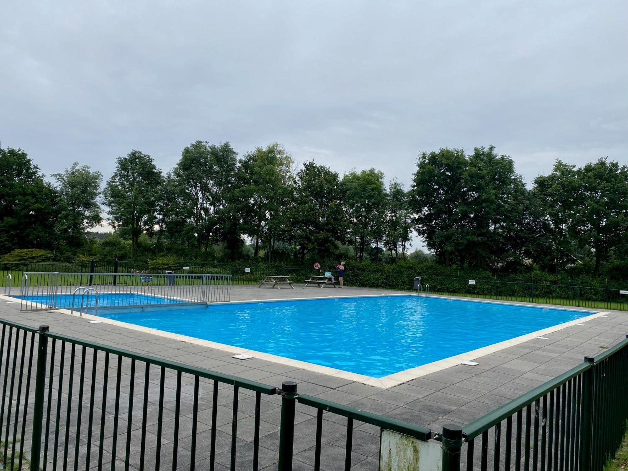 Villa Riverside Met Hottub, Eigen Aanlegsteiger, Zwemtrap, Trampoline En Kano'S เซโวลเดอ ภายนอก รูปภาพ